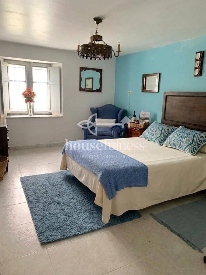 5 bedroom Finca/Country House for rent in Ferrol with pool garage - € 4,000 (Ref: 9939380)