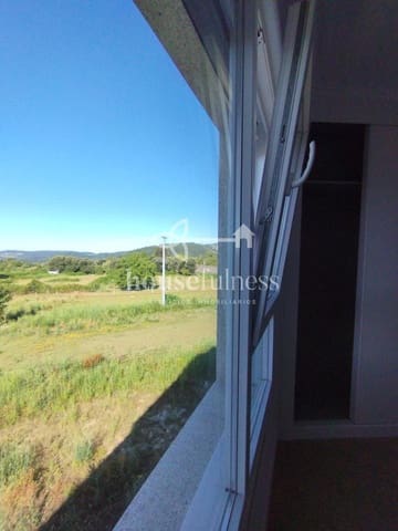 2 soverom Leilighet til leie i Ferrol med garasje - € 750 (Ref: 9945021)