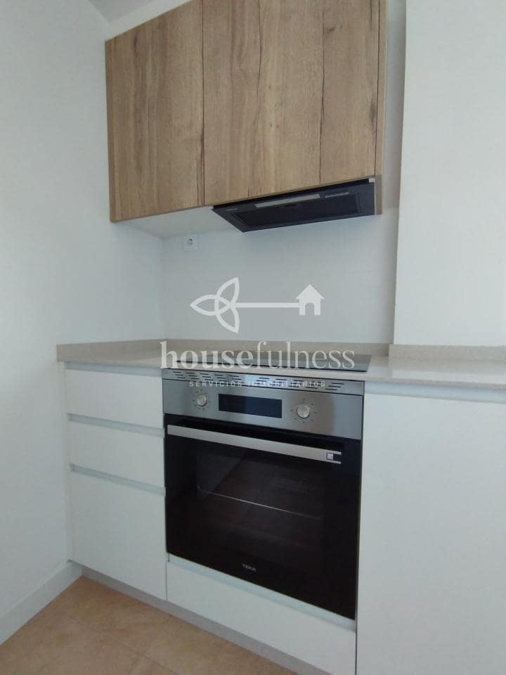 2 sypialnia Apartament do wynajęcia w Ferrol z garażem - 750 € (Ref: 9945021)