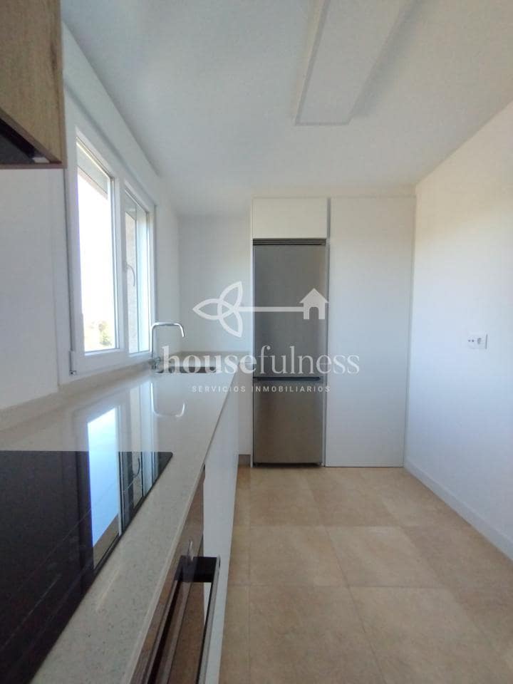 2 sypialnia Apartament do wynajęcia w Ferrol z garażem - 750 € (Ref: 9945021)