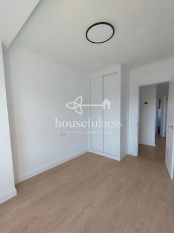 2 sovrum Lägenhet att hyra i Ferrol med garage - 750 € (Ref: 9945021)