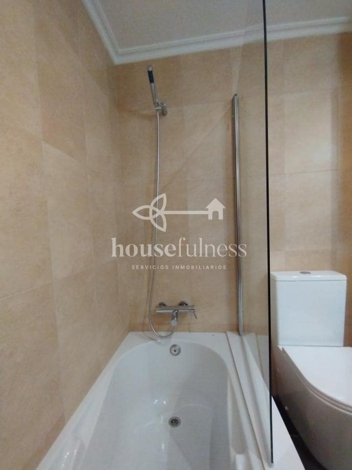 2 sypialnia Apartament do wynajęcia w Ferrol z garażem - 750 € (Ref: 9945022)