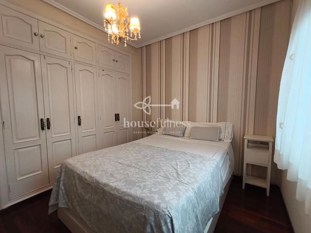 2 slaapkamer Appartement te huur in Ferrol - € 650 (Ref: 9947335)