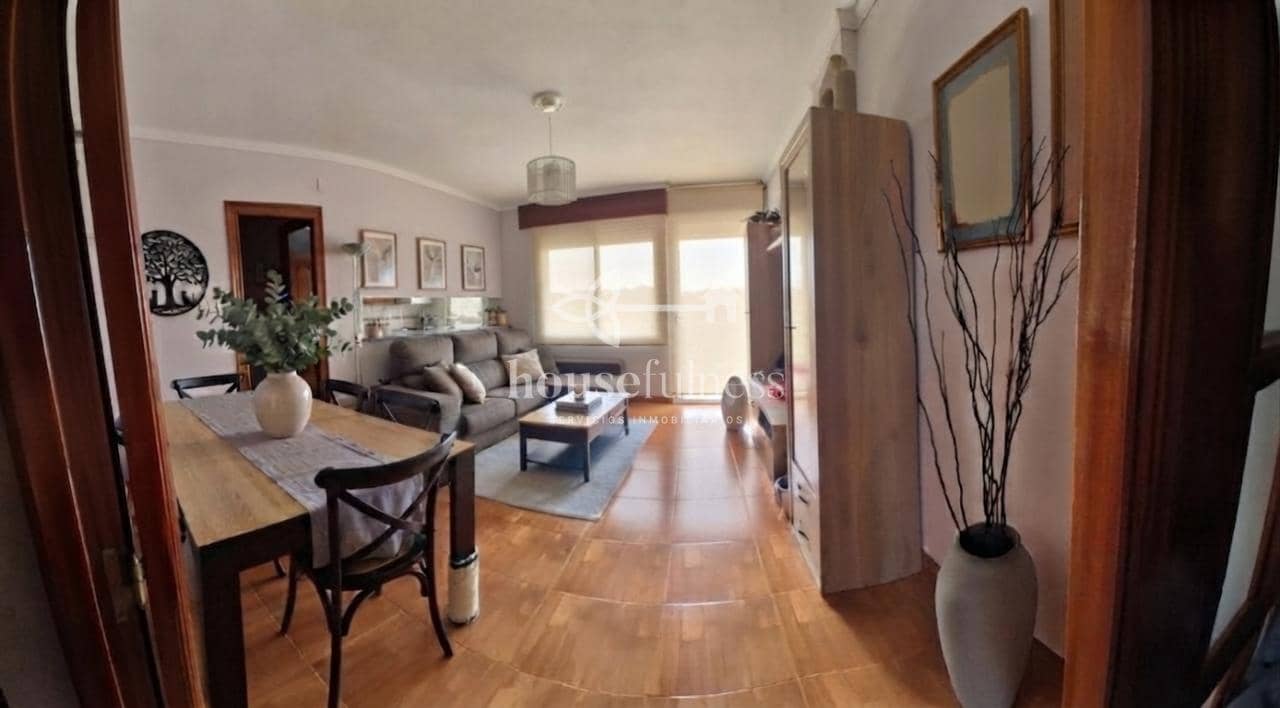 3 bedroom Flat for sale in Mugardos with garage - € 135,000 (Ref: 9949266)