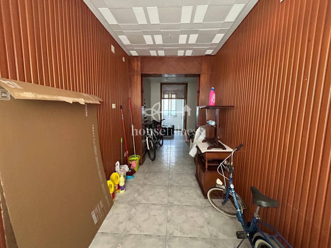 Commercieel te koop in Ferrol - € 55.000 (Ref: 9966221)