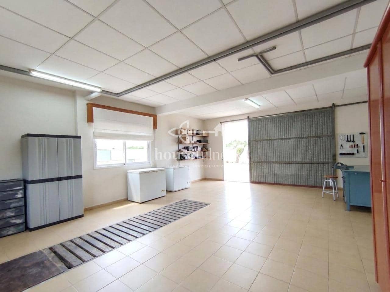 7 soveværelse Byhus til salg i Naron med garage - € 370.000 (Ref: 9969242)