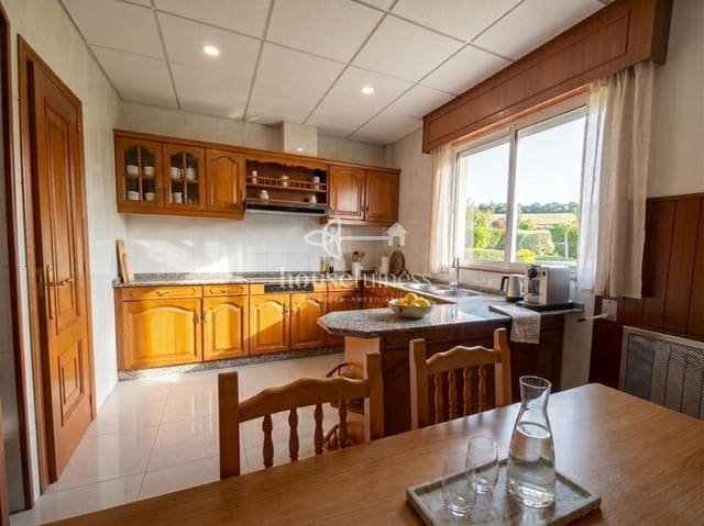 7 soveværelse Byhus til salg i Narón med garage - € 370.000 (Ref: 9969242)