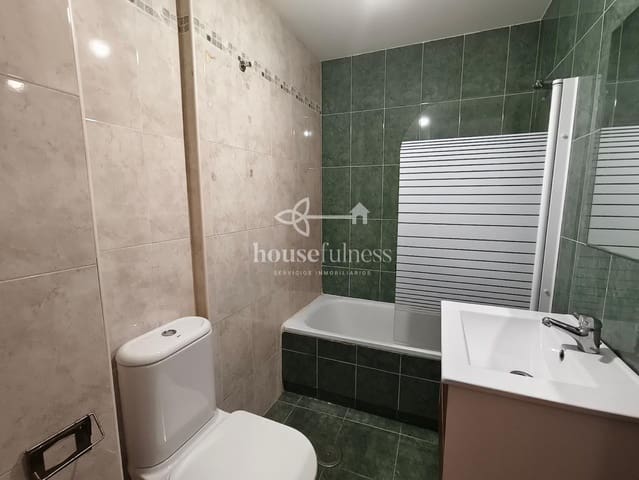 Piso de 3 habitaciones en Fene en venta con garaje - 220.000 € (Ref: 9974698)