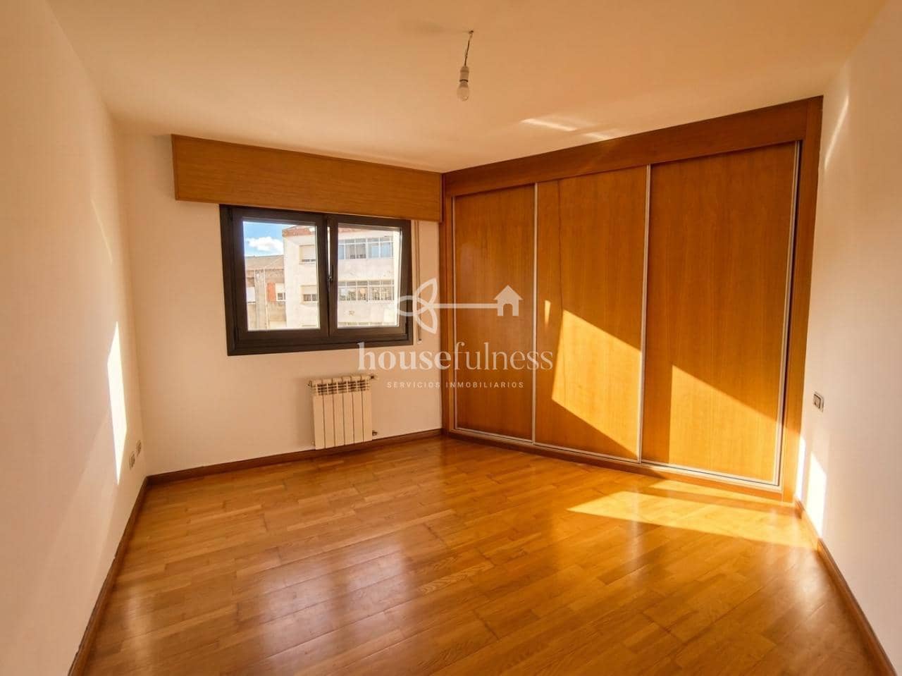 Piso de 3 habitaciones en Fene en venta con garaje - 220.000 € (Ref: 9974698)