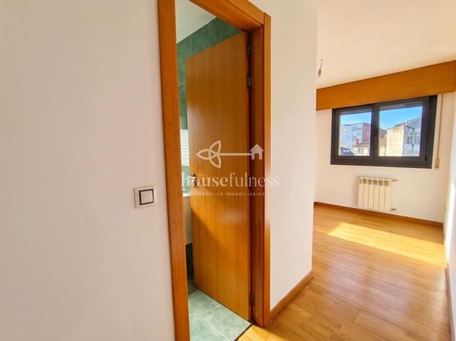 Piso de 3 habitaciones en Fene en venta con garaje - 220.000 € (Ref: 9974698)