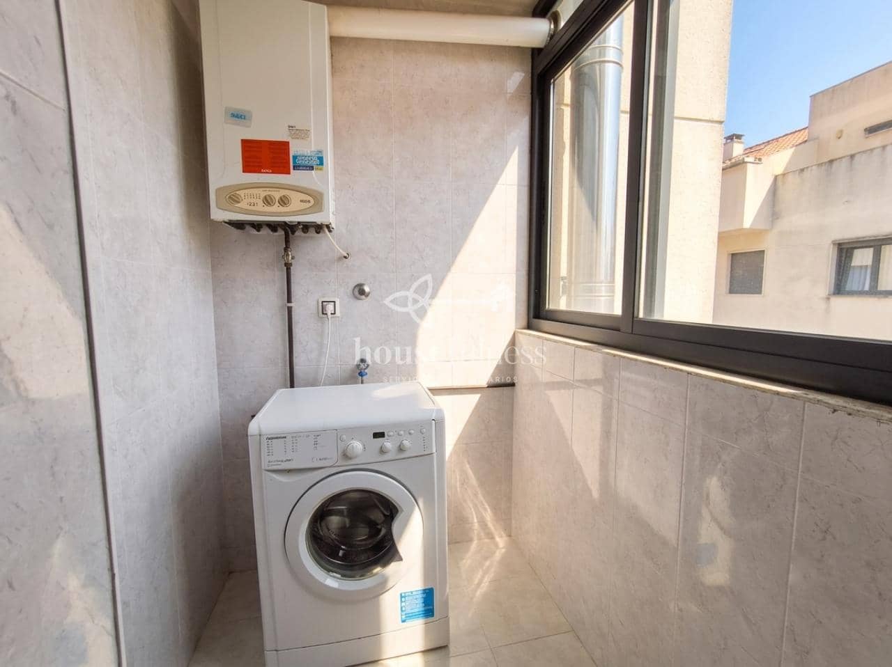 Piso de 3 habitaciones en Fene en venta con garaje - 220.000 € (Ref: 9974698)