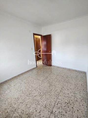 3 soverom Leilighet til salgs i Ferrol - € 70 000 (Ref: 9978395)
