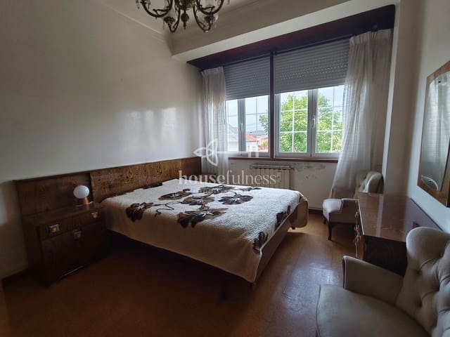 8 soverom Hus til salgs i Narón - € 345 000 (Ref: 9984423)