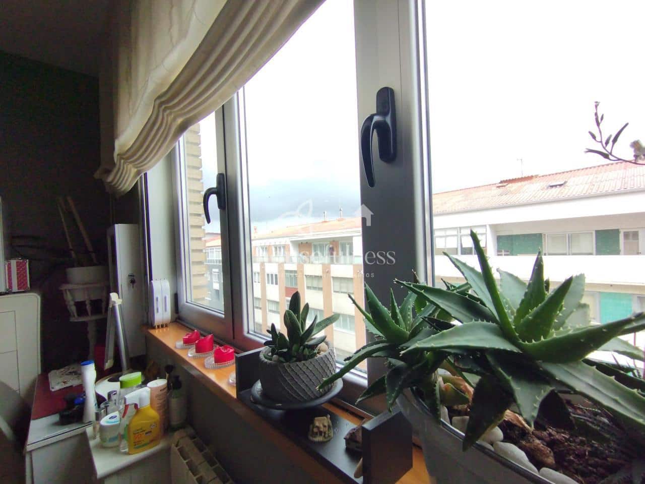3 sypialnia Mieszkanie na sprzedaż w Ferrol - 172 000 € (Ref: 9984424)