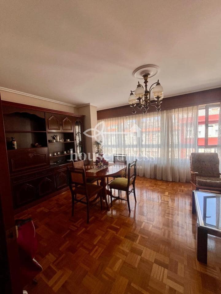 3 camera da letto Appartamento da affittare in Ferrol - 625 € (Rif: 9993854)