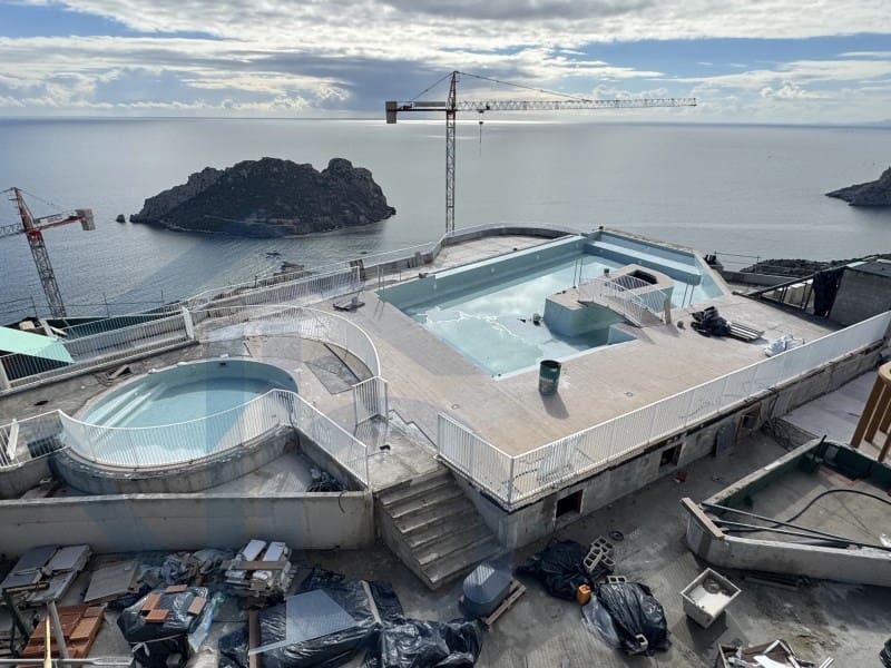 Apartamento de 2 habitaciones en Aguilas en venta con piscina garaje - 323.000 € (Ref: 6950112)