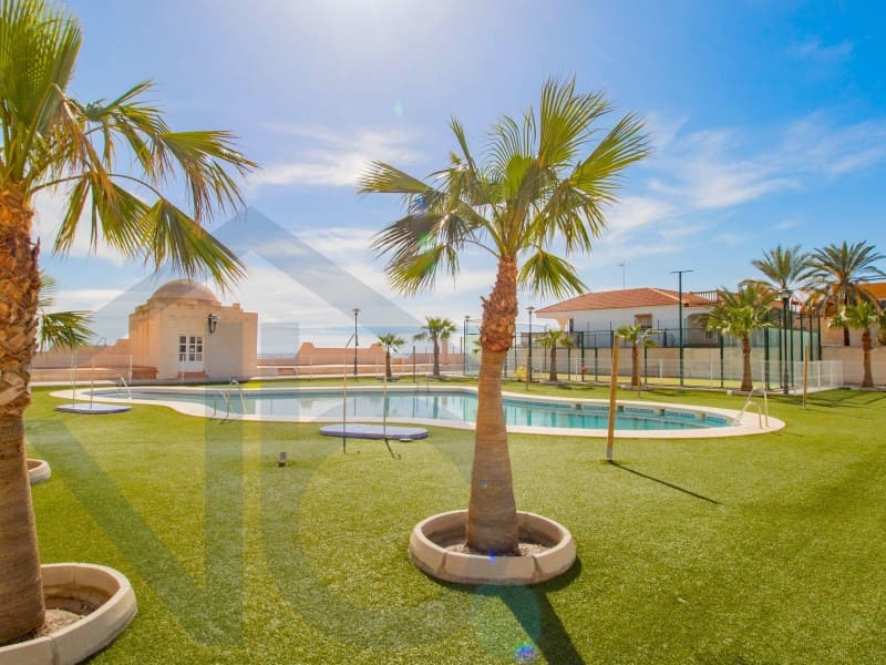 2 sovrum Lägenhet till salu i Cuevas del Almanzora med pool garage - 225 000 € (Ref: 7777993)