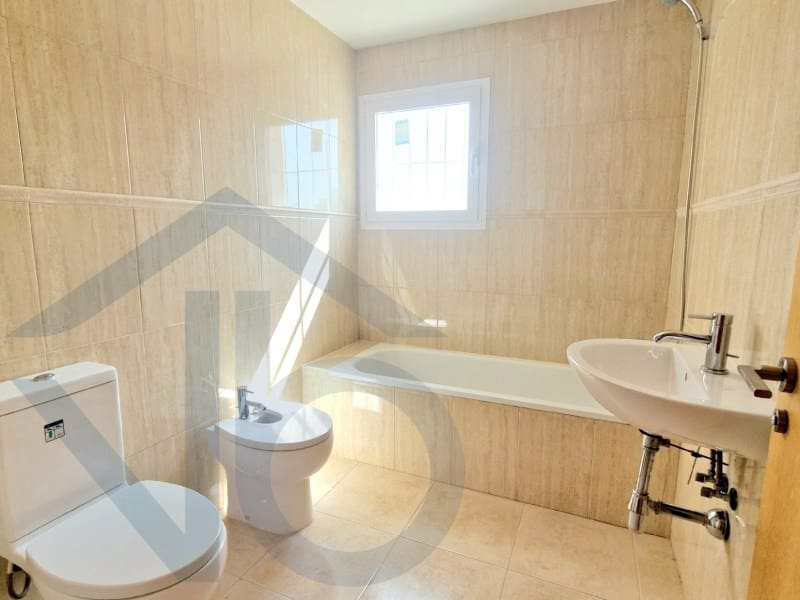 3 makuuhuone Huvila myytävänä paikassa Purias - 372 000 € (Ref: 7827539)