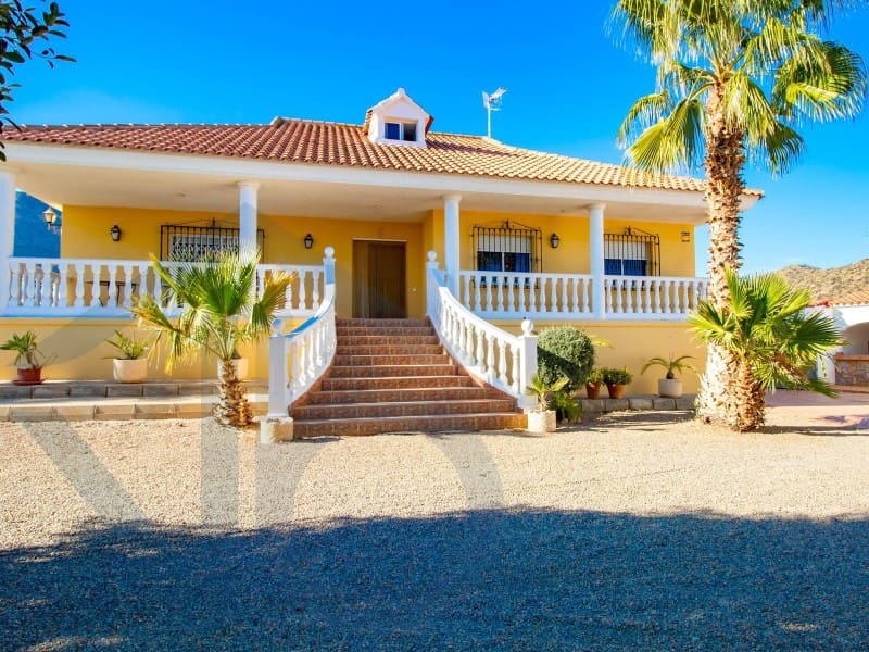 4 bedroom Villa for sale in San Juan de los Terreros with garage - € 330,000 (Ref: 7899726)