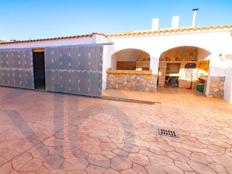 4 bedroom Villa for sale in San Juan de los Terreros with garage - € 330,000 (Ref: 7899726)
