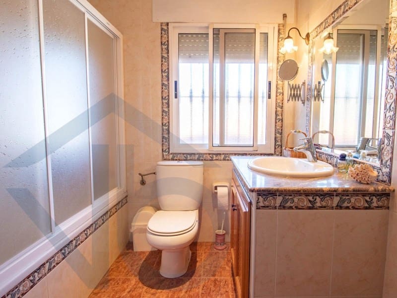 4 bedroom Villa for sale in San Juan de los Terreros with garage - € 330,000 (Ref: 7899726)