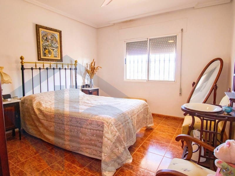 4 bedroom Villa for sale in San Juan de los Terreros with garage - € 330,000 (Ref: 7899726)