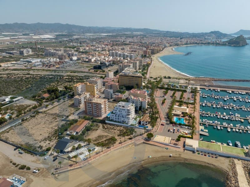 3 slaapkamer Appartement te koop in Calarreona met garage - € 529.000 (Ref: 8097233)