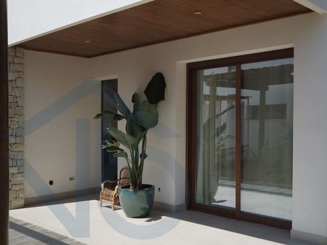 3 slaapkamer Villa te koop in Cuevas del Almanzora - € 320.000 (Ref: 8254036)