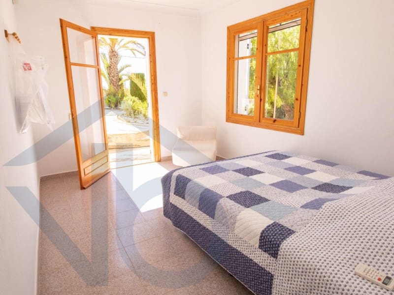 4 Zimmer Ferienvilla in San Juan de los Terreros mit Garage - 315 € (Ref: 8298307)