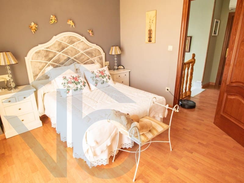 3 soverom Leilighet til salgs i San Juan de los Terreros med svømmebasseng garasje - € 325 000 (Ref: 8324789)