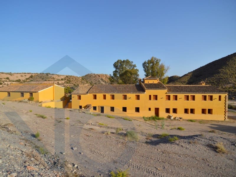 3 soveværelse Finca/Landehus til salg i Aguilas - € 800.000 (Ref: 8602196)