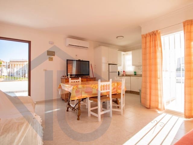 Bungalow de 2 habitaciones en San Juan de los Terreros, Pulpí en alquiler vacacional con garaje - 100 € (Ref: 8764409)