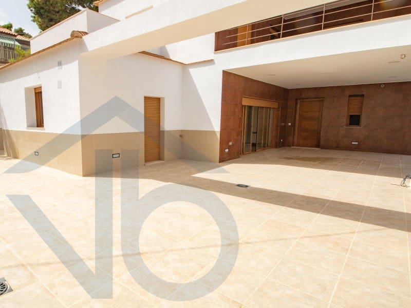 6 slaapkamer Villa te koop in San Juan de los Terreros met zwembad garage - € 849.000 (Ref: 8810332)