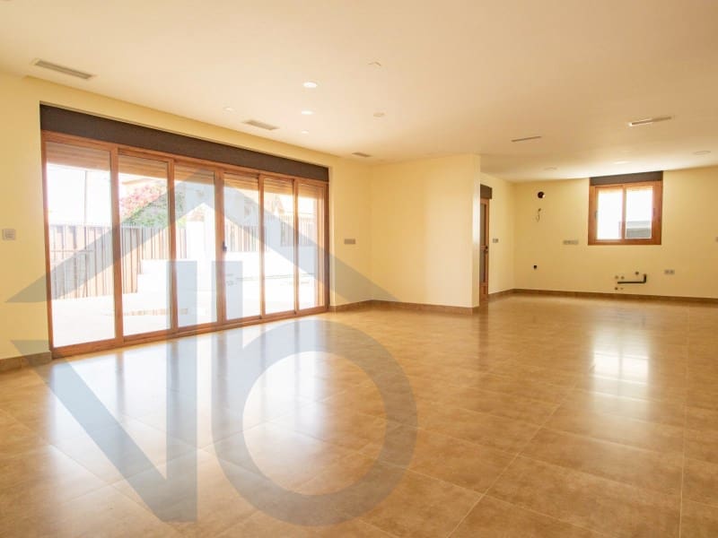6 slaapkamer Villa te koop in San Juan de los Terreros met zwembad garage - € 849.000 (Ref: 8810332)