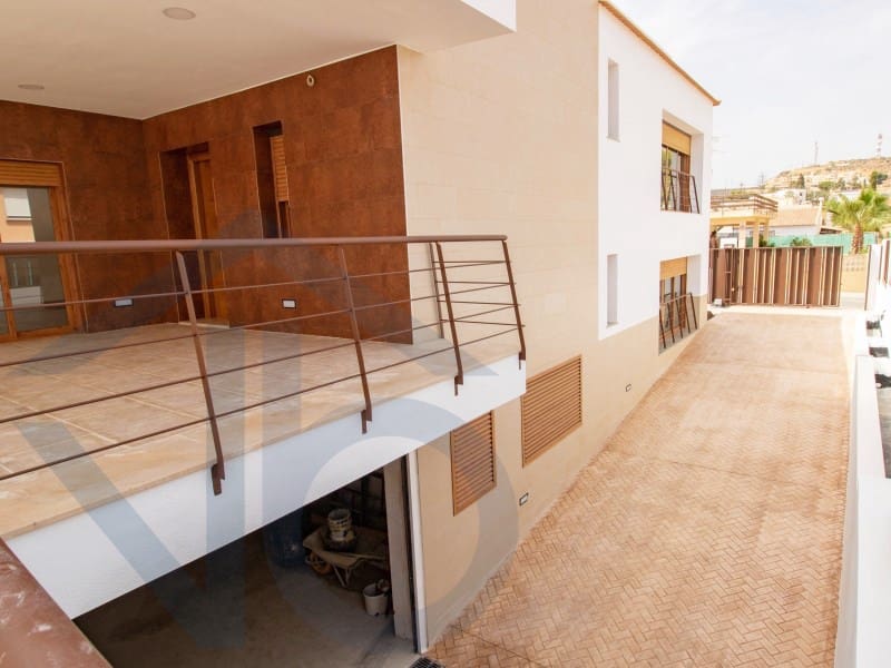 6 slaapkamer Villa te koop in San Juan de los Terreros met zwembad garage - € 849.000 (Ref: 8810332)