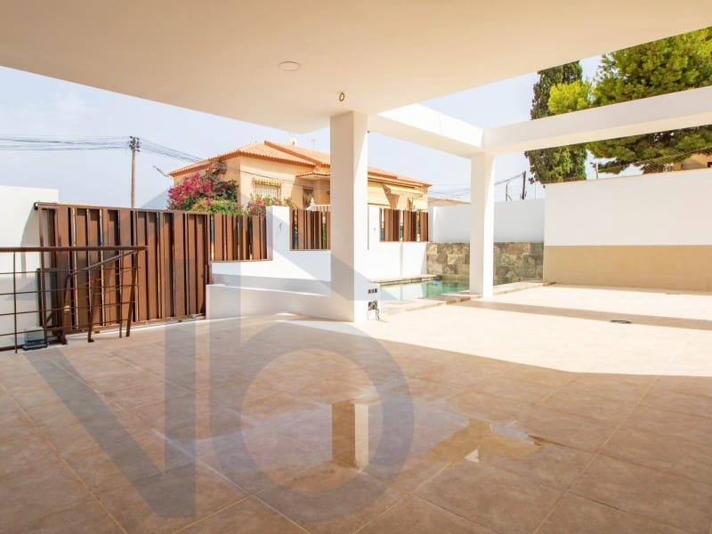 6 slaapkamer Villa te koop in San Juan de los Terreros met zwembad garage - € 849.000 (Ref: 8810332)