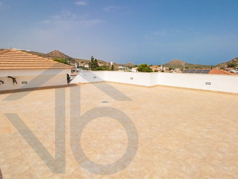 6 slaapkamer Villa te koop in San Juan de los Terreros met zwembad garage - € 849.000 (Ref: 8810332)