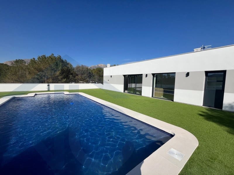 3 slaapkamer Villa te koop in Lorca met garage - € 385.000 (Ref: 8857715)
