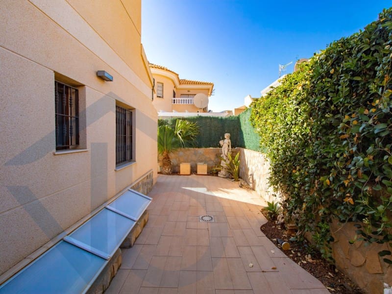 3 bedroom Villa for sale in San Juan de los Terreros - € 447,000 (Ref: 9023193)