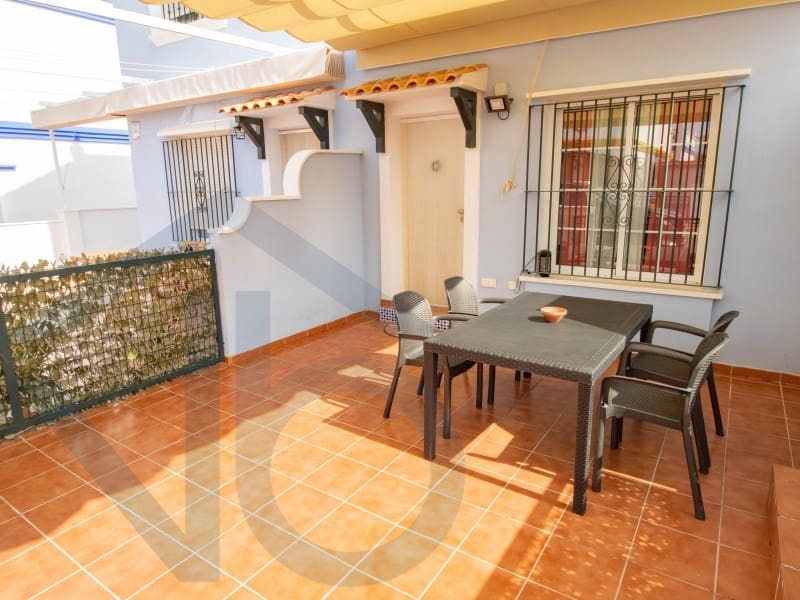 3 soveværelse Lejlighed til leje i San Juan de los Terreros - € 650 (Ref: 9194010)