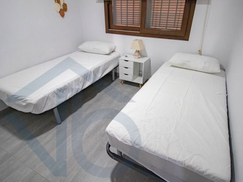 2 soveværelse Lejlighed til leje i San Juan de los Terreros med garage - € 800 (Ref: 9218616)