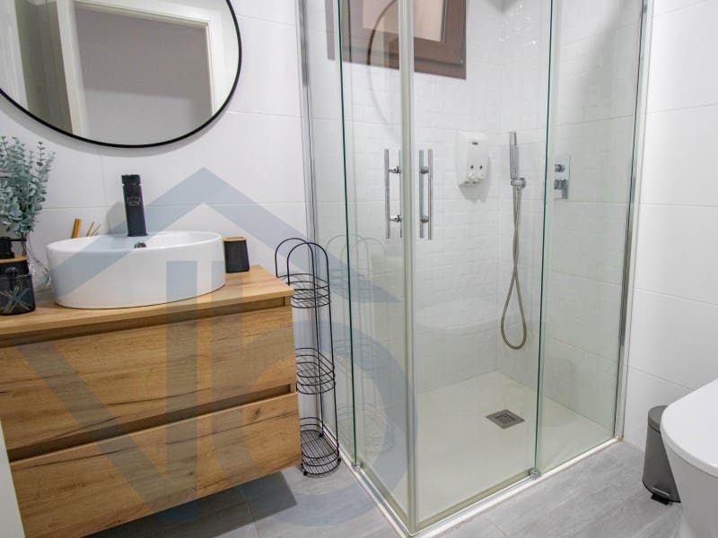 2 soveværelse Lejlighed til leje i San Juan de los Terreros med garage - € 800 (Ref: 9218616)