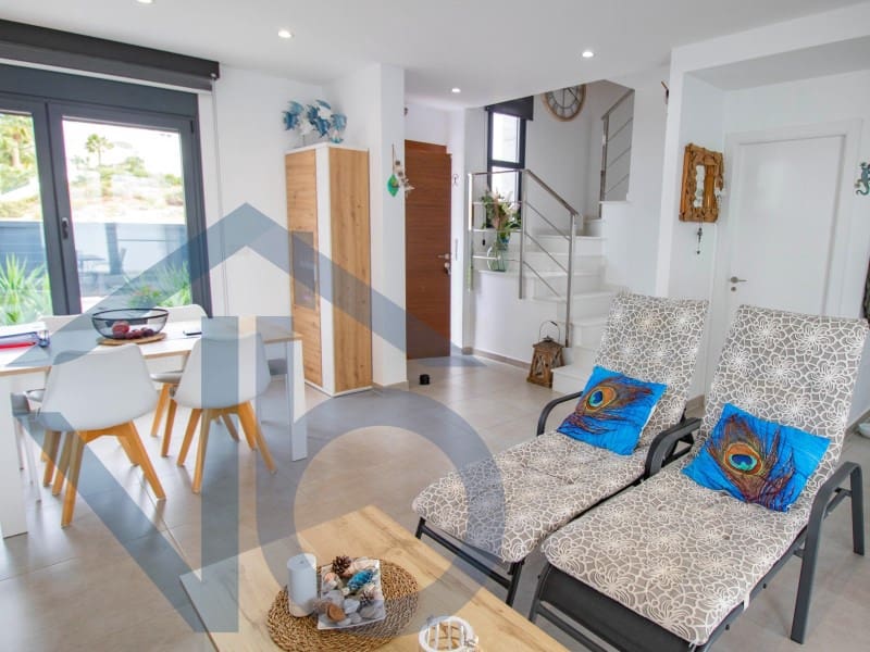 3 soveværelse Villa til salg i San Juan de los Terreros - € 299.999 (Ref: 9312641)