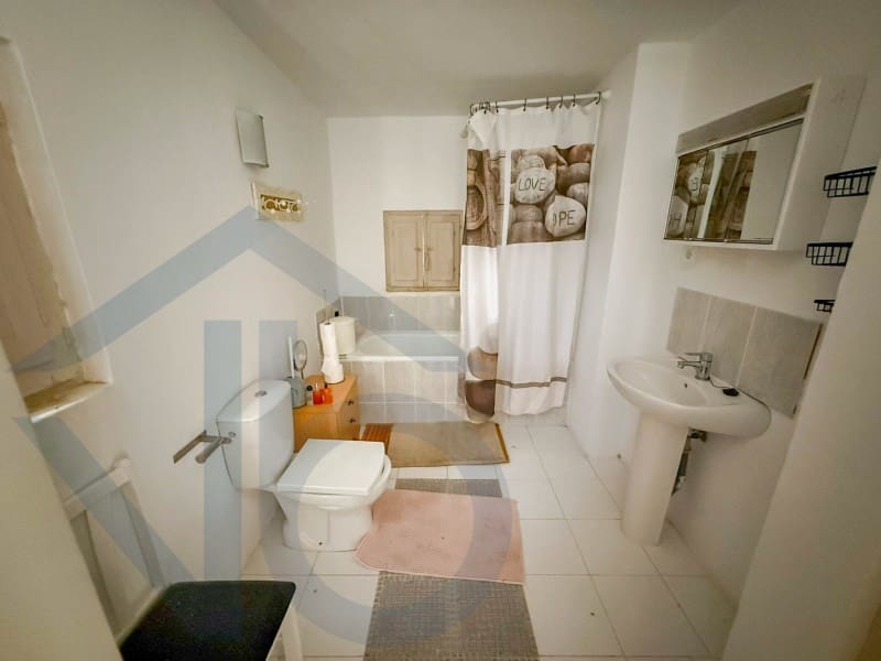 5 slaapkamer Finca/Landhuis te koop in Cuevas del Almanzora - € 180.000 (Ref: 9341186)