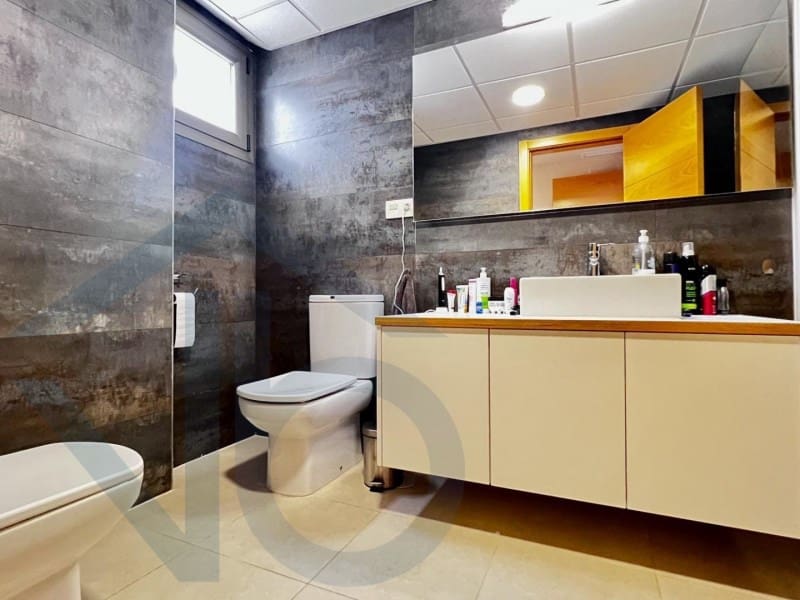 2 makuuhuone Huoneisto myytävänä paikassa San Juan de los Terreros mukana 
autotalli - 235 000 € (Ref: 9414324)