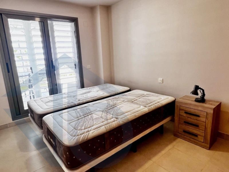 2 makuuhuone Huoneisto myytävänä paikassa San Juan de los Terreros mukana 
autotalli - 235 000 € (Ref: 9414324)