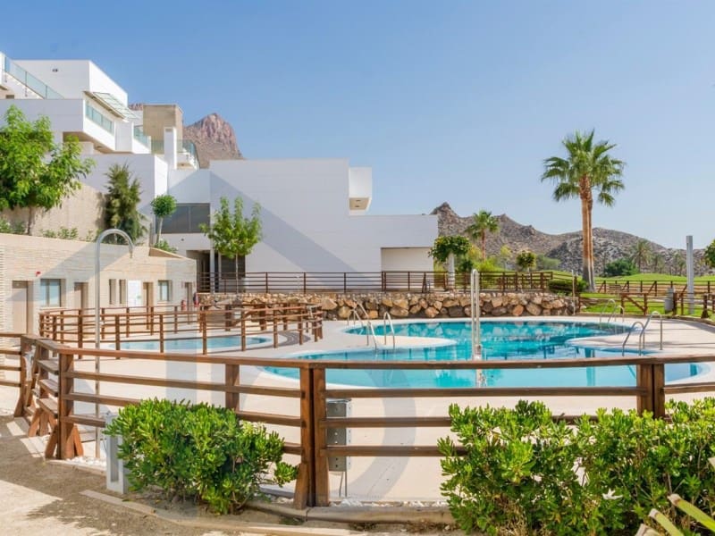 2 makuuhuone Huoneisto myytävänä paikassa San Juan de los Terreros mukana 
autotalli - 235 000 € (Ref: 9414324)