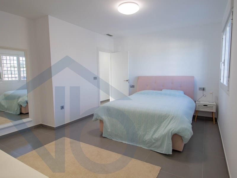 4 makuuhuone Huvila myytävänä paikassa Puerto Lumbreras mukana 
autotalli - 395 000 € (Ref: 9473152)