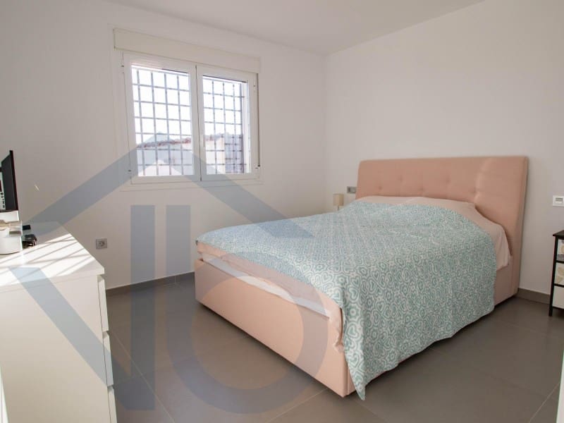 4 makuuhuone Huvila myytävänä paikassa Puerto Lumbreras mukana 
autotalli - 395 000 € (Ref: 9473152)