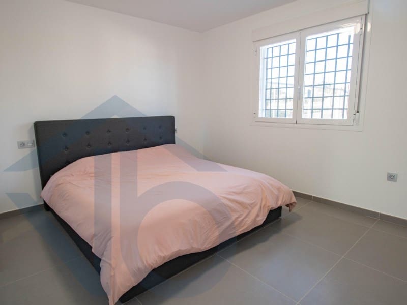 4 makuuhuone Huvila myytävänä paikassa Puerto Lumbreras mukana 
autotalli - 395 000 € (Ref: 9473152)